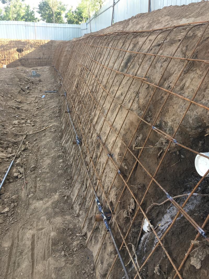 唐山路北区边坡加固